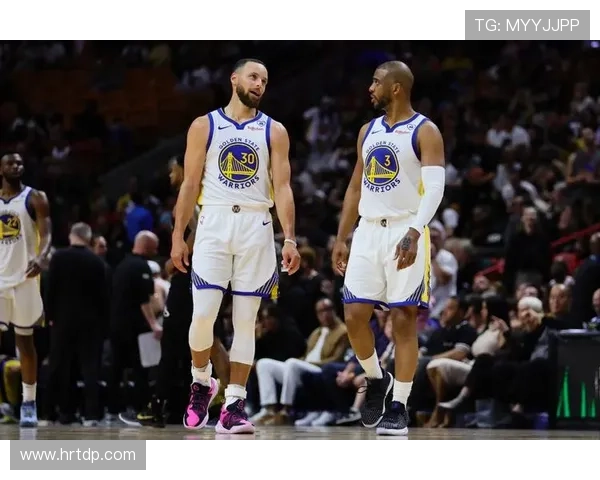 勇士因伤病影响本赛季前20场比赛已尝试8种首发阵容